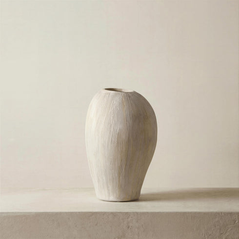 Estrid, Vase, H35xW22xD16,5cm, Dust White