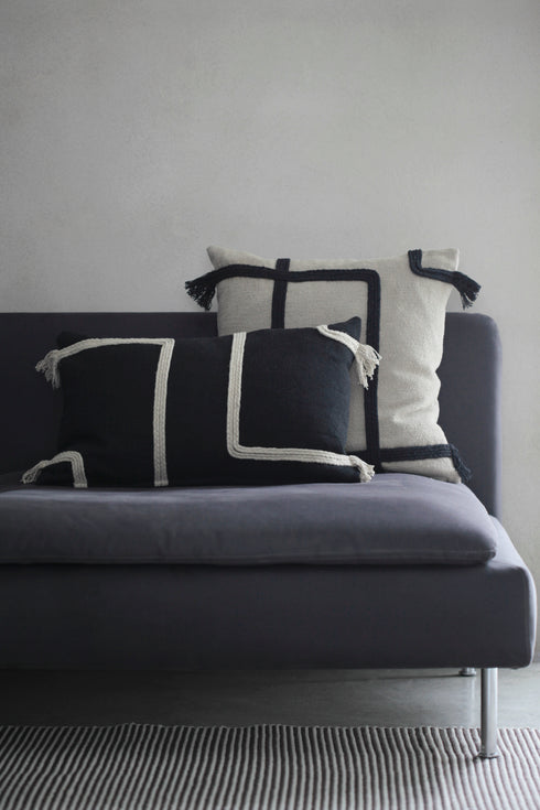 Viale, Cushion Cover, H40xW60cm, Black/Beige, Thassels